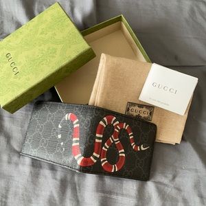 Gucci red white black snake wallet on black